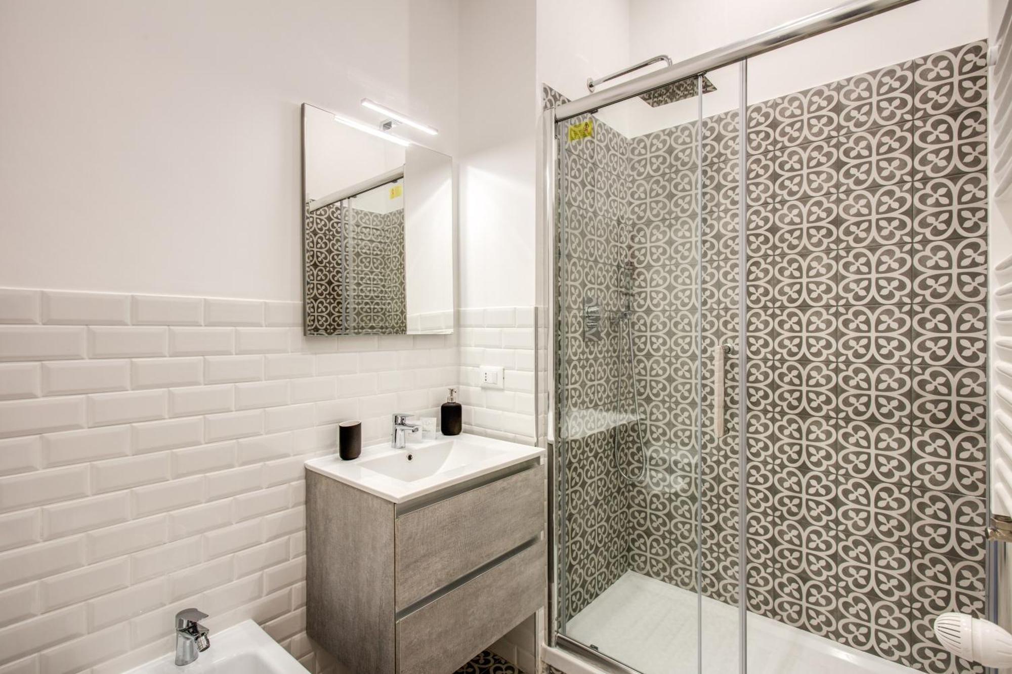 Monti Quiet And Spacious Apartment 罗马 外观 照片